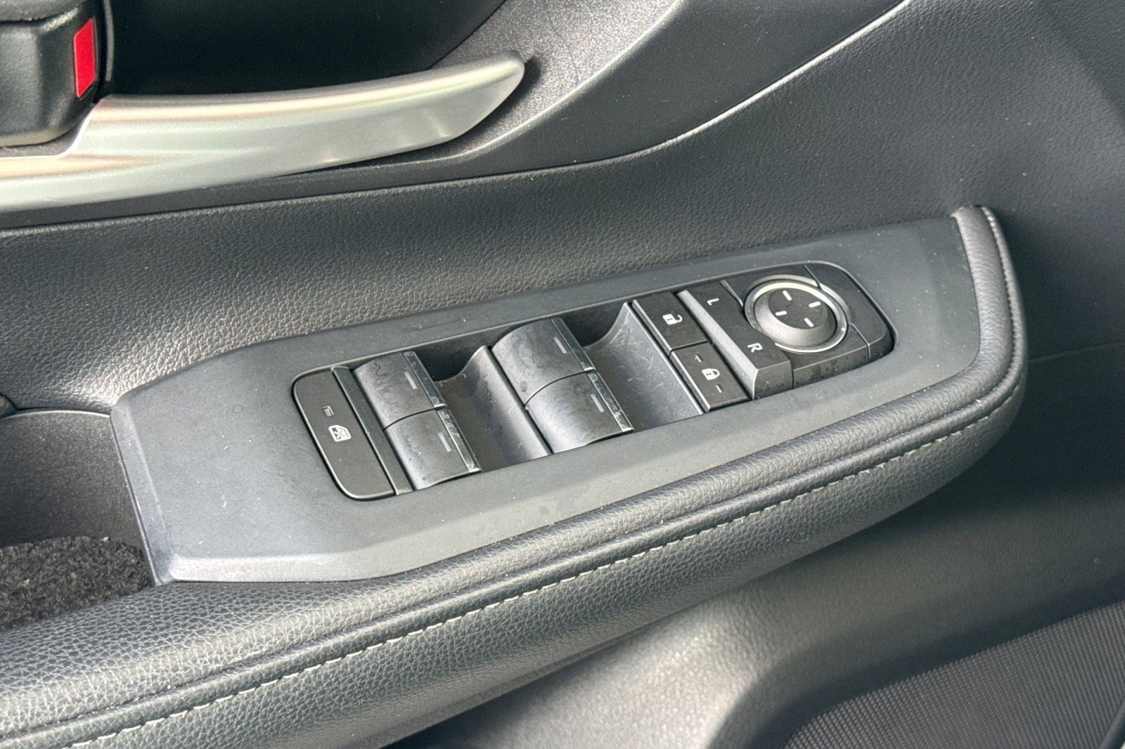 Used 2025 Toyota Grand Highlander FWD image 14