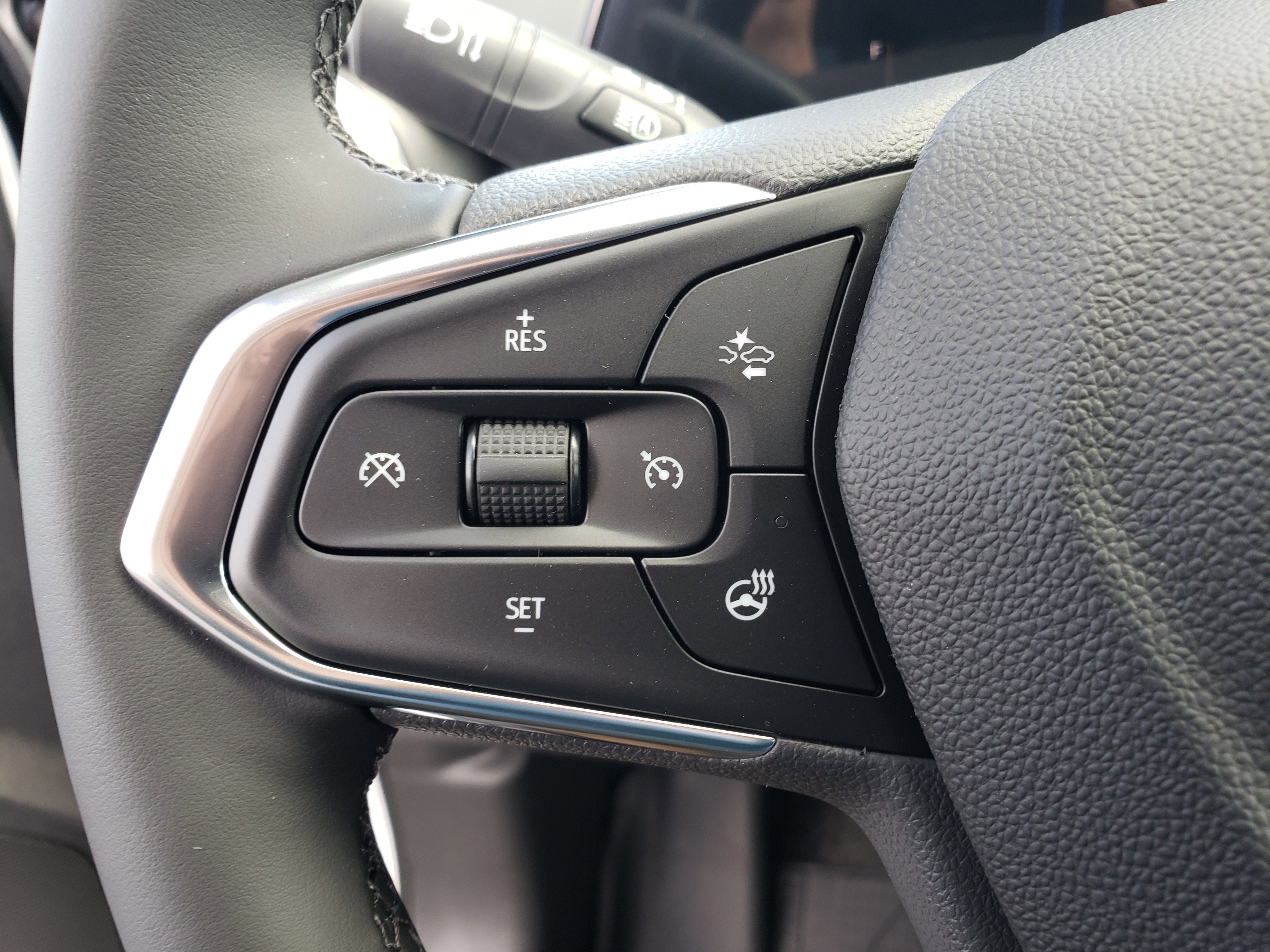 New 2026 Chevrolet Trax LT image 15