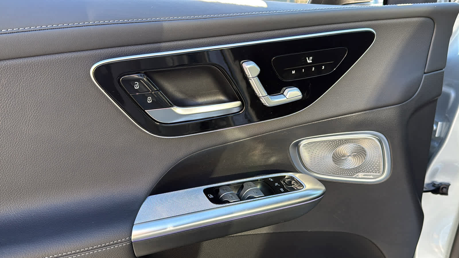 New 2026 Mercedes-Benz GLC 300 4MATIC image 16