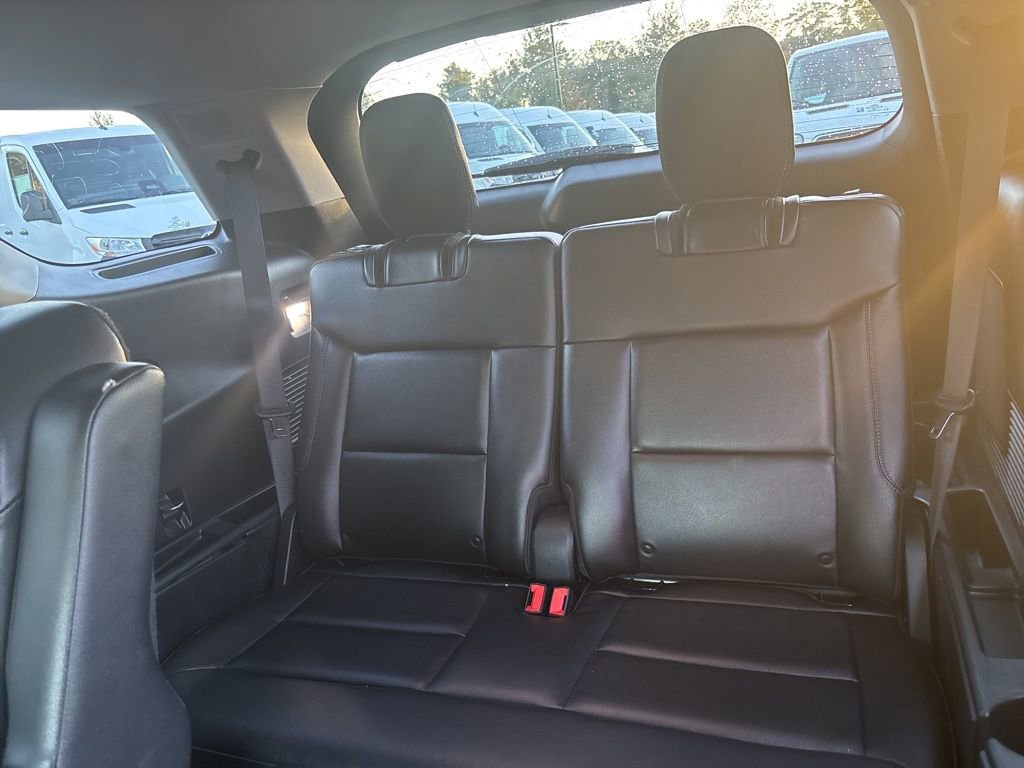 Used 2022 Ford Explorer Limited RWD image 18