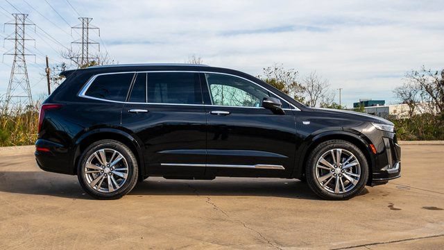 New 2025 Cadillac XT6 Premium Luxury w/ Platinum Package FWD image 8