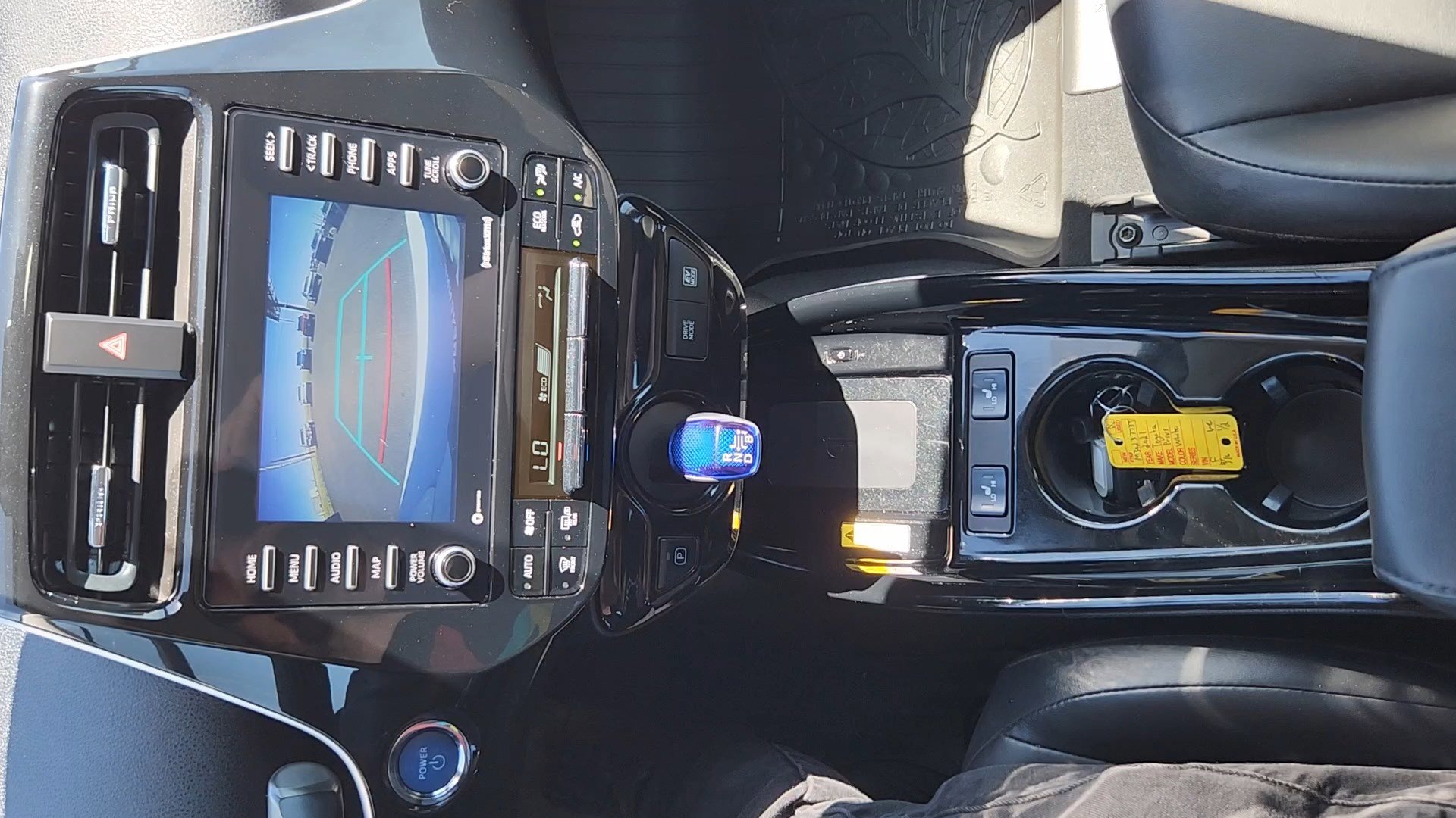 Used 2021 Toyota Prius XLE AWD/4WD image 14