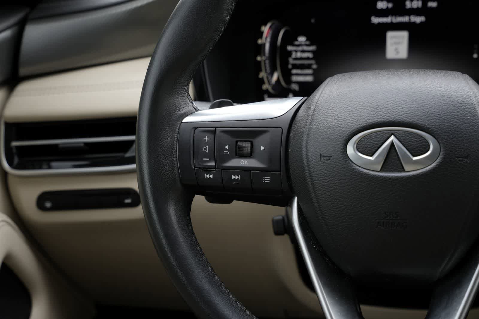 Used 2022 INFINITI QX60 Luxe w/ Cargo Package FWD image 11