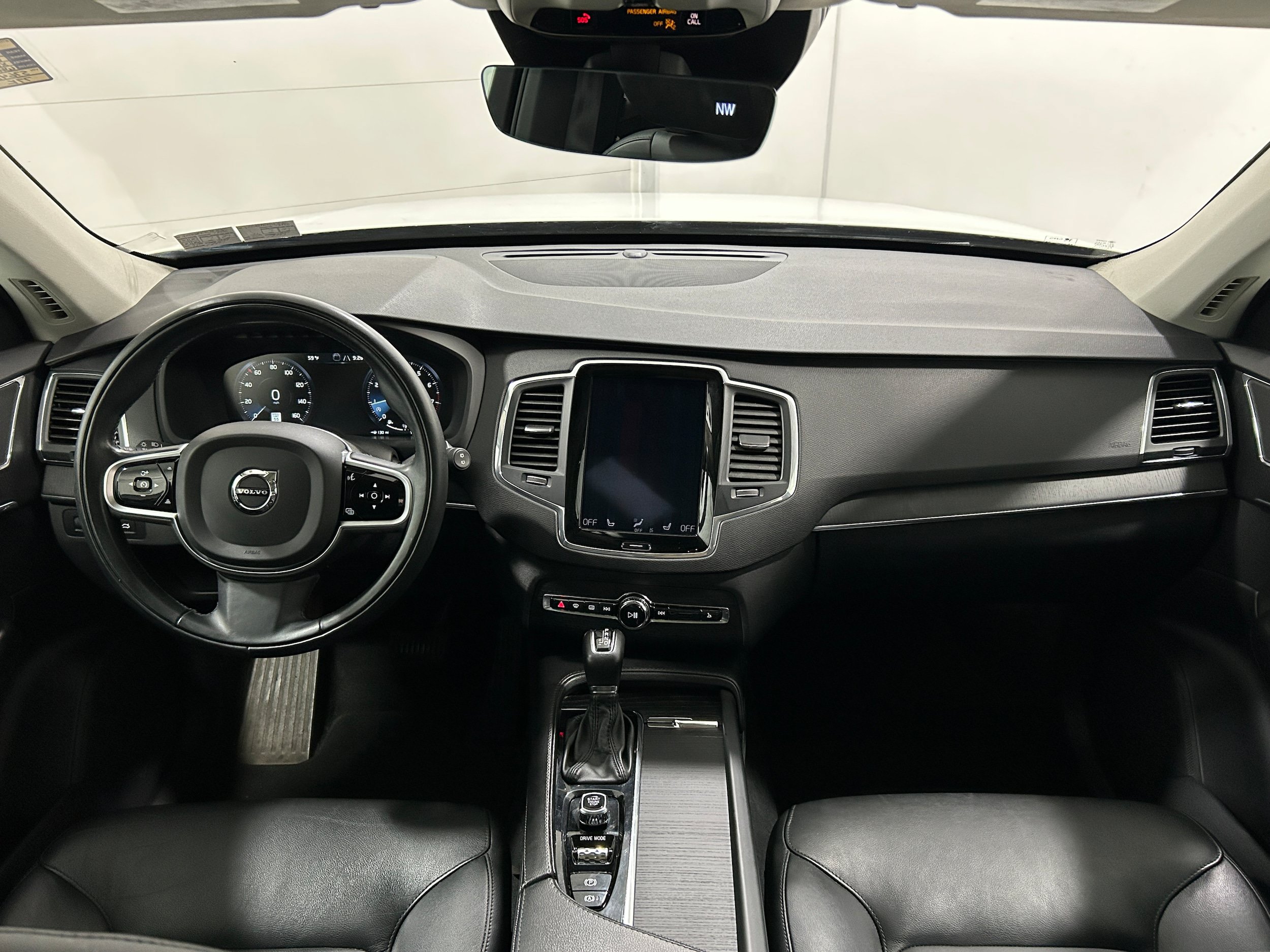 Used 2020 Volvo XC90 T5 Momentum AWD/4WD image 9
