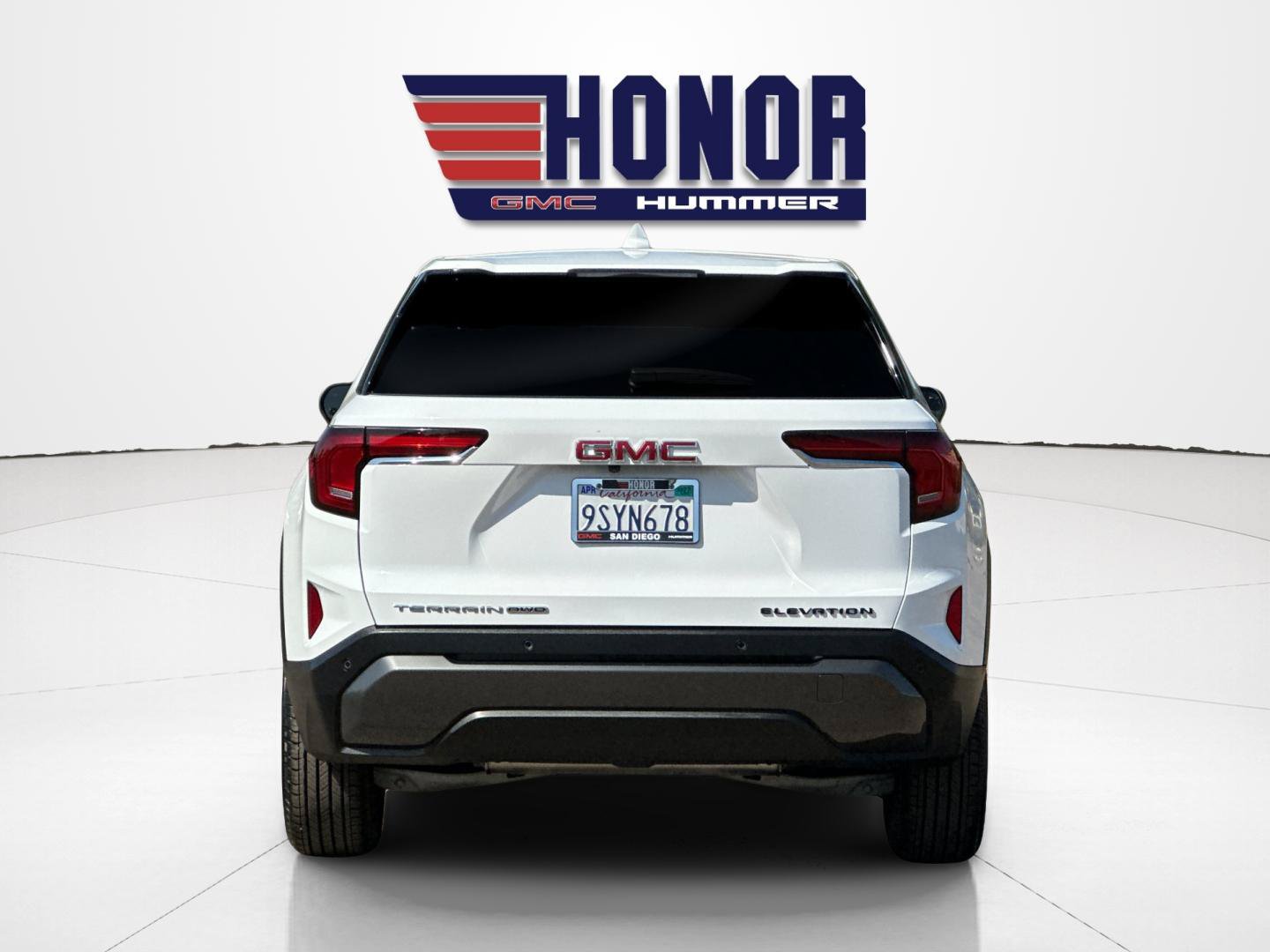 Used 2025 GMC Terrain Elevation AWD/4WD image 5