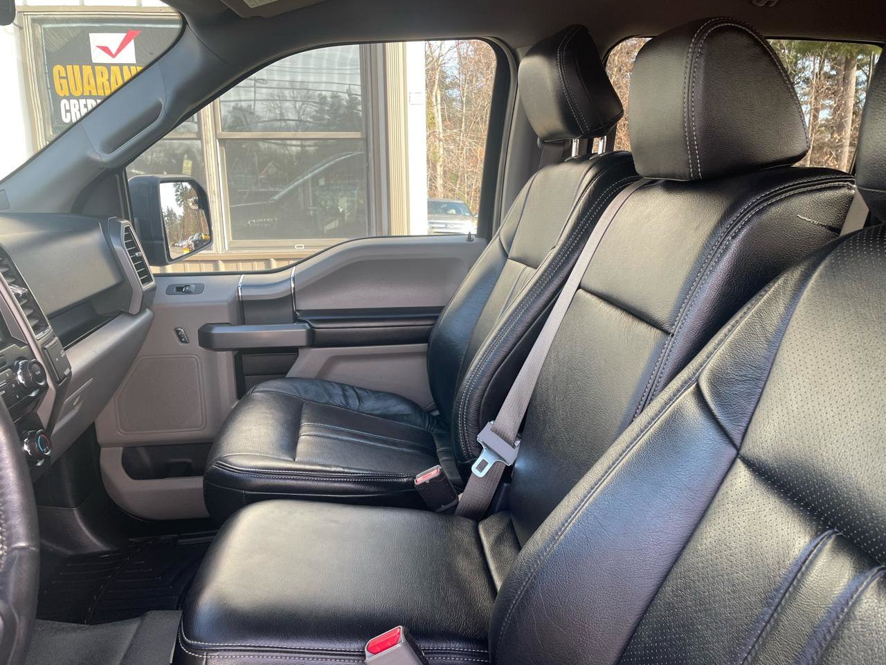 Used 2017 Ford F150 XLT w/ Equipment Group 302A Luxury image 17