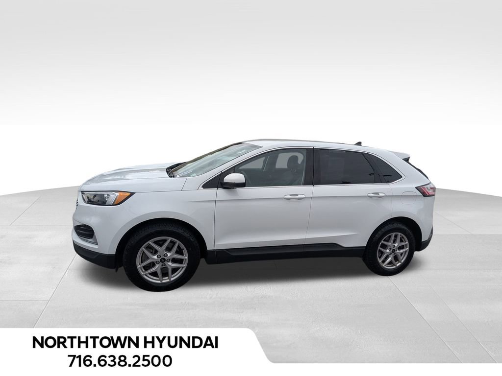 Used 2023 Ford Edge SEL image 12