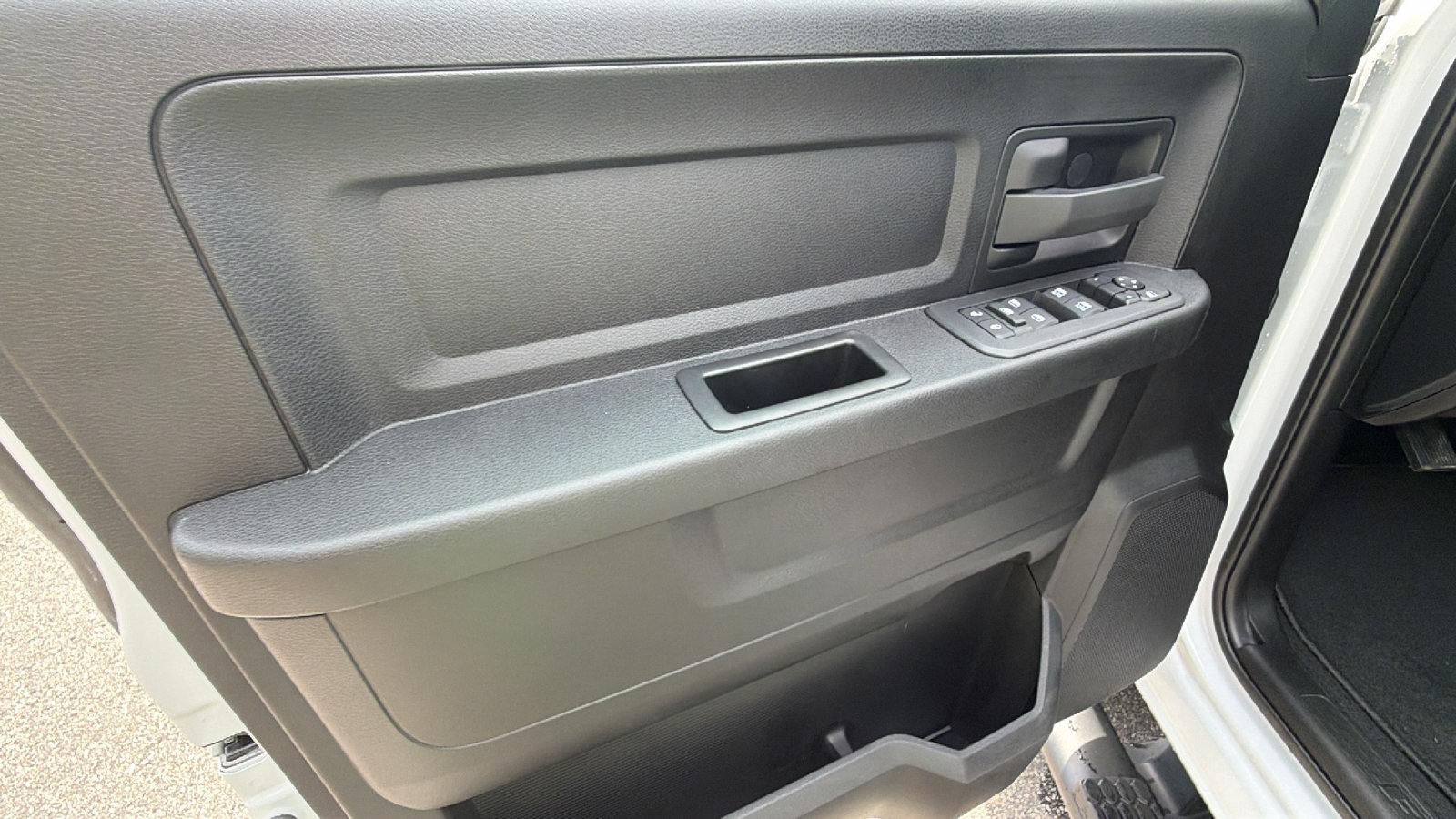New 2026 RAM 2500 Tradesman AWD/4WD image 14