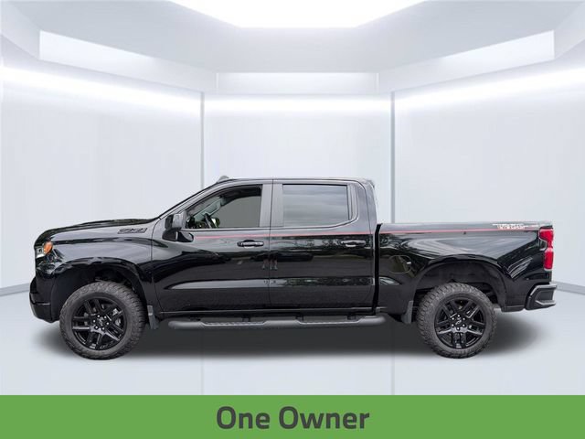 Used 2025 Chevrolet Silverado 1500 LT Trail Boss w/ LPO, Dark Essentials Package AWD/4WD image 2