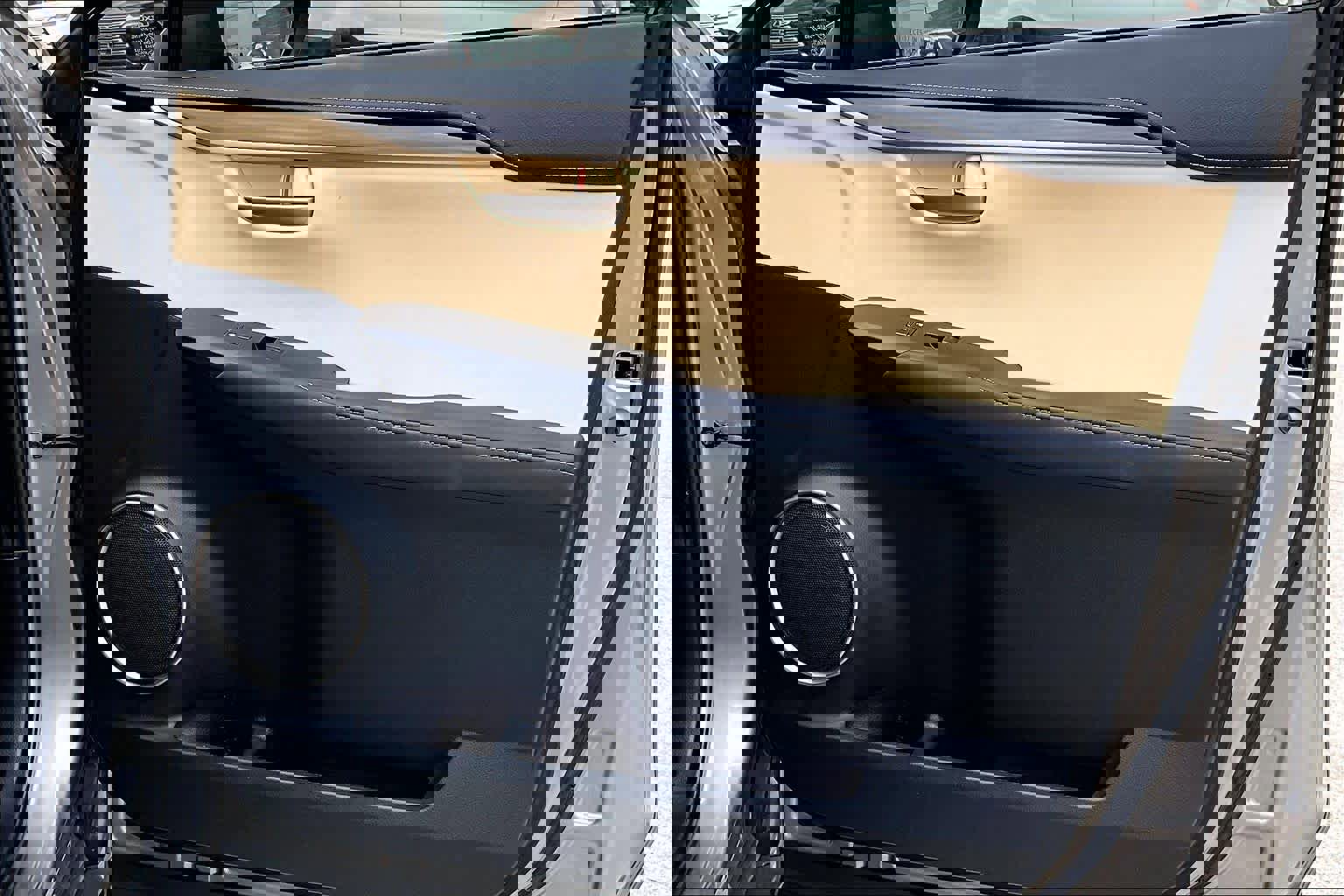 Used 2015 Lexus NX 300h FWD w/ Luxury Package image 23