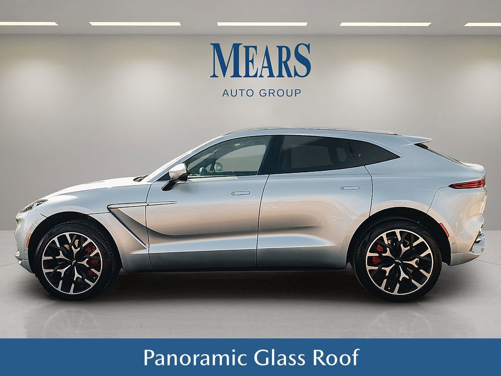 Used 2024 Aston Martin DBX image 9