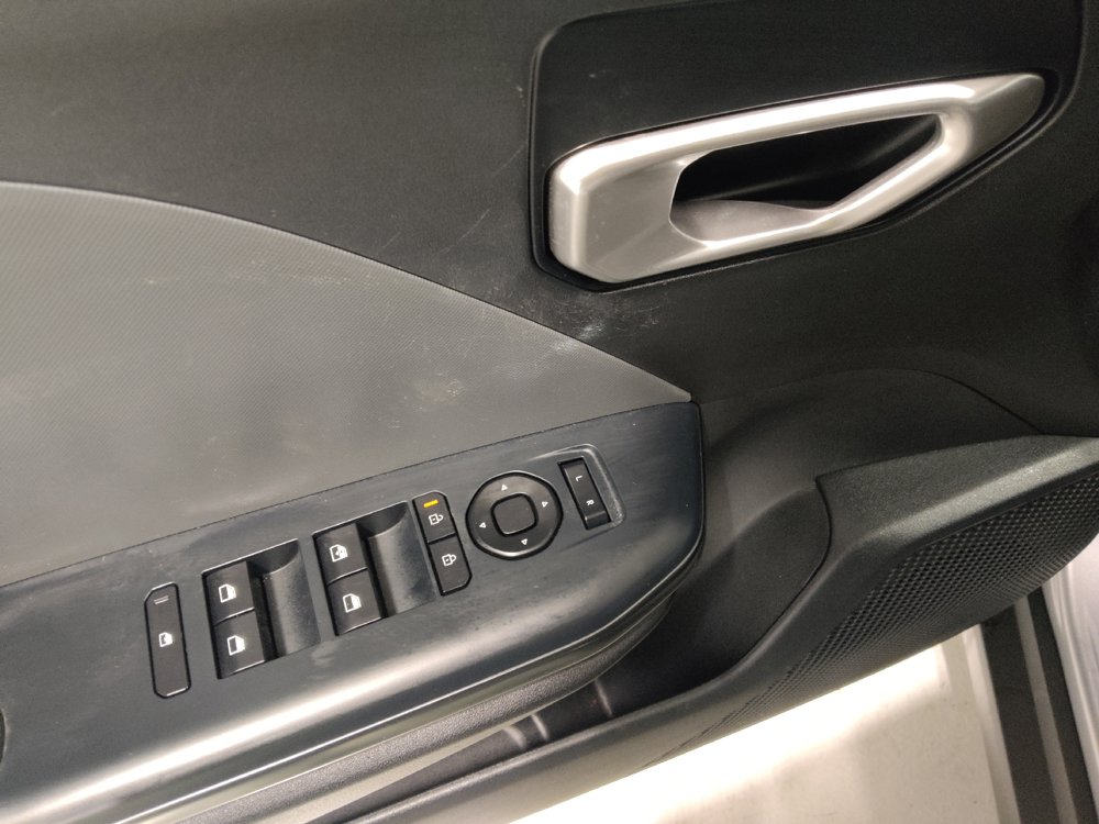 Used 2025 Kia K4 FWD image 27