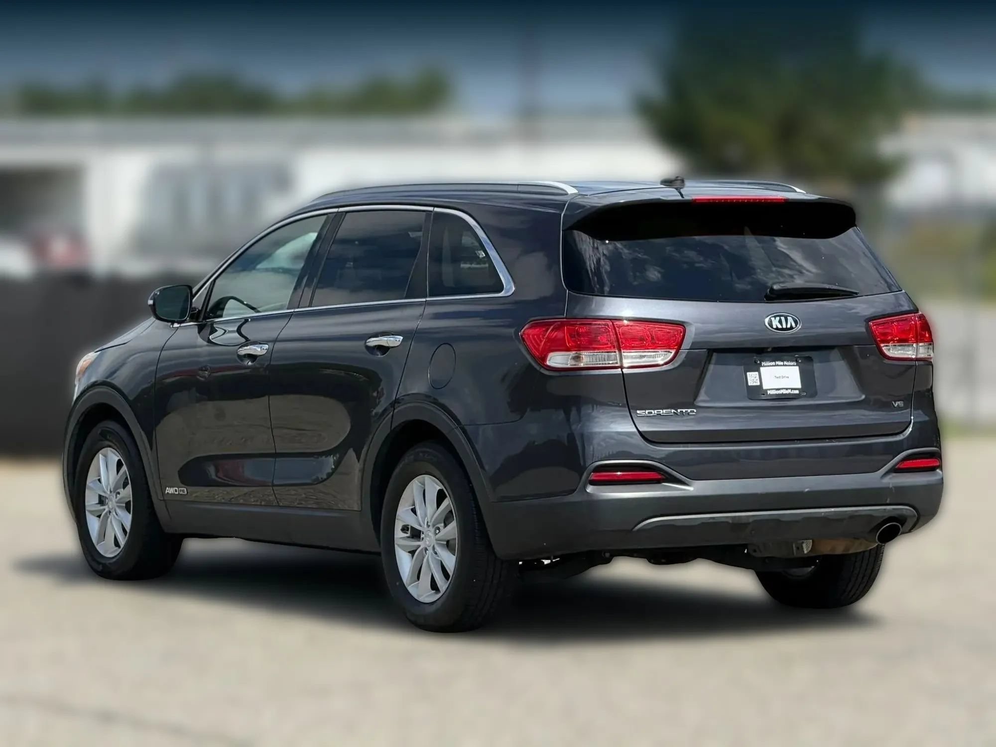 Used 2017 Kia Sorento AWD image 10