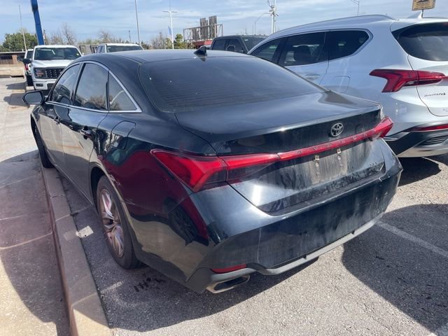 Used 2021 Toyota Avalon XLE image 8
