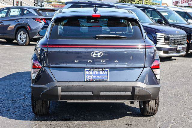 New 2027 Hyundai Kona SE FWD image 5