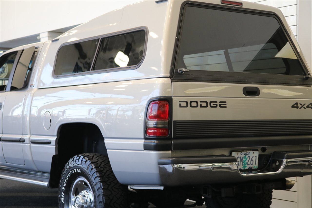 Used 1998 Dodge Ram 2500 Truck 4x4 Quad Cab image 41