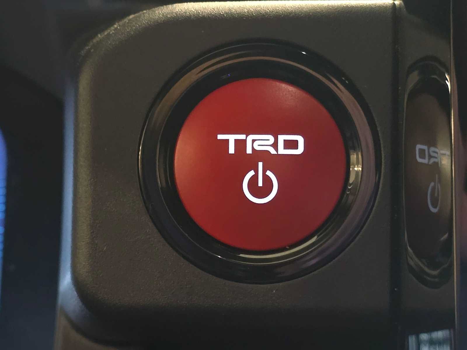 Certified 2026 Toyota 4Runner TRD Off-Road Premium w/ Tow Technology Package AWD/4WD image 19