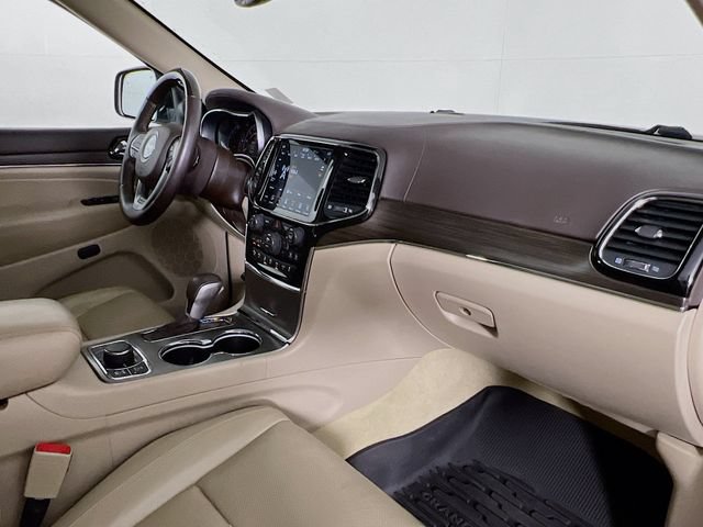 Used 2021 Jeep Grand Cherokee Overland AWD/4WD image 40