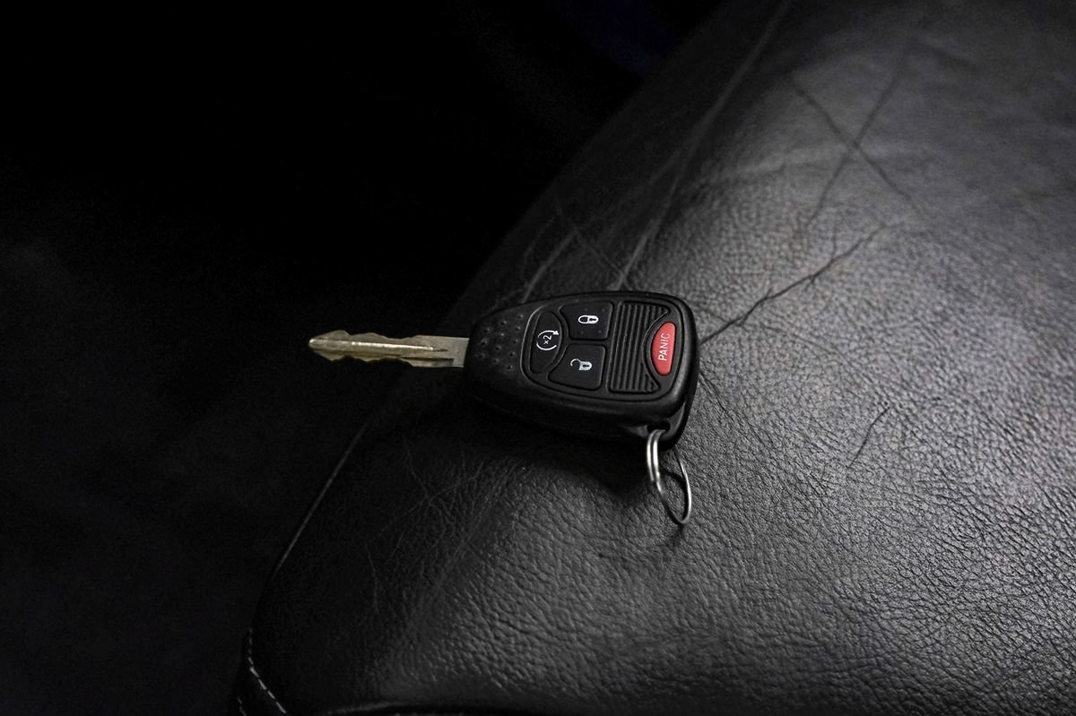 Used 2015 Jeep Wrangler Unlimited Sahara w/ Connectivity Group AWD/4WD image 49