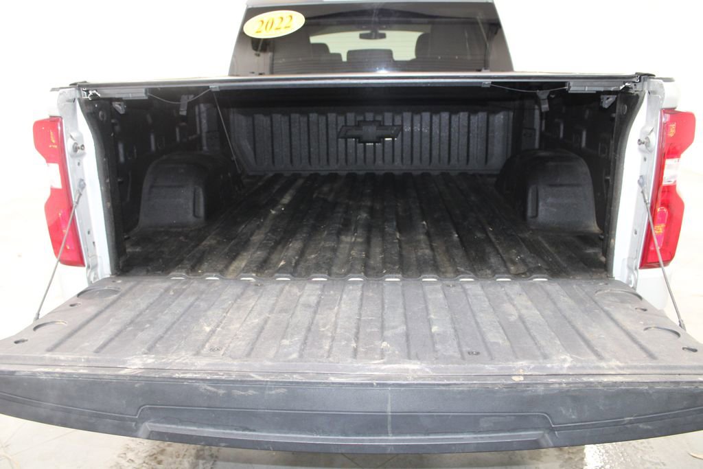 Used 2022 Chevrolet Silverado 1500 RST image 18
