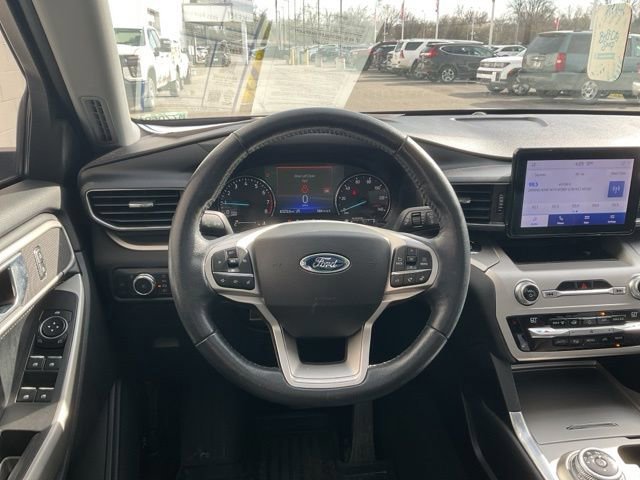Used 2021 Ford Explorer XLT w/ Equipment Group 202A image 24