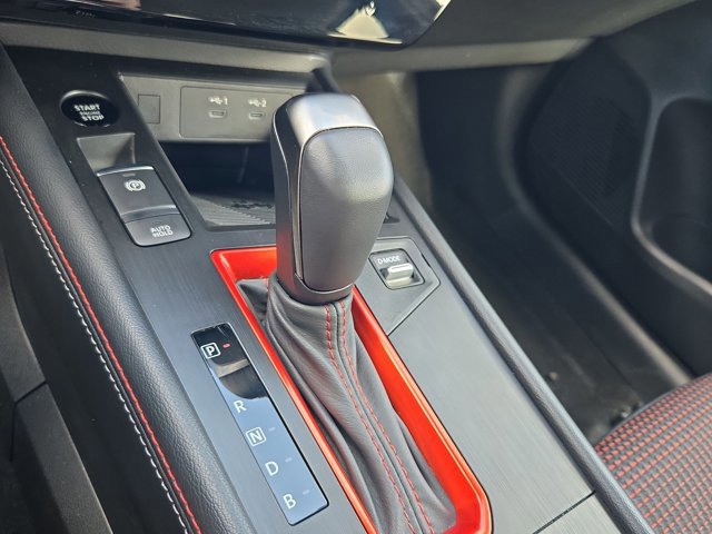 Used 2026 Nissan Kicks SR image 11