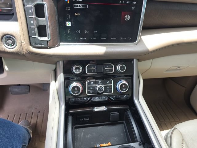 Used 2022 GMC Yukon Denali RWD image 14