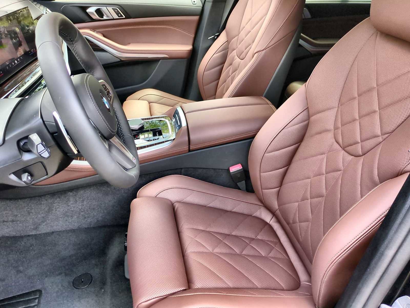 New 2026 BMW X5 xDrive40i w/ M Sport Package image 16