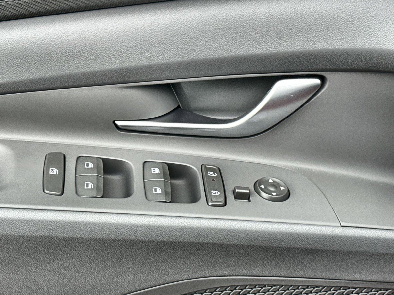 New 2026 Hyundai Elantra SE image 15