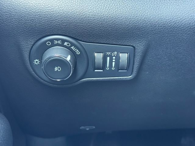 Used 2023 Jeep Compass Trailhawk image 22