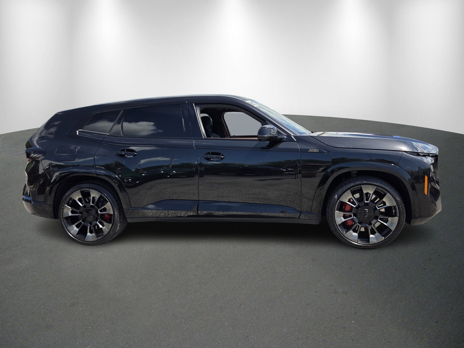 Used 2023 BMW XM w/ M Driver's Package image 8