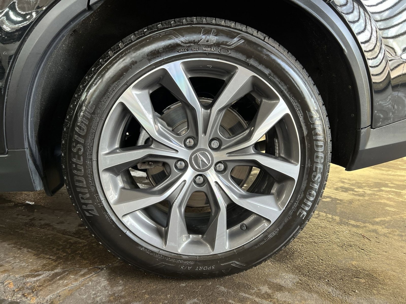 Used 2023 Acura MDX SH-AWD w/ Technology Package image 12