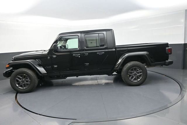 New 2026 Jeep Gladiator Sport image 7