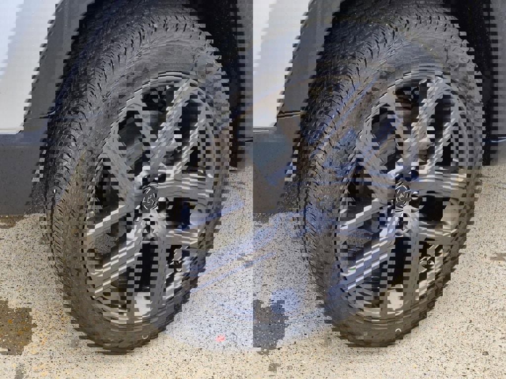 New 2026 Jeep Compass Latitude image 6