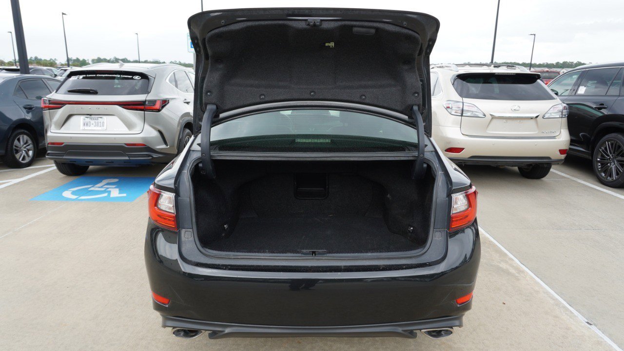 Used 2018 Lexus ES 350 w/ Accessory Package 2 image 19