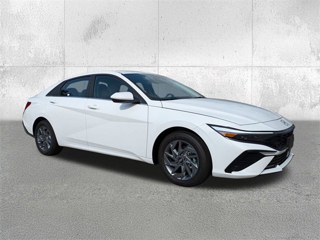 Used 2025 Hyundai Elantra SEL