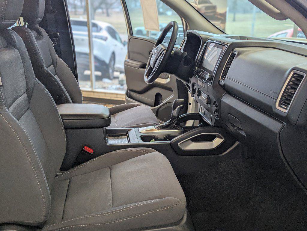 Used 2024 Nissan Frontier SV w/ Technology Package image 23