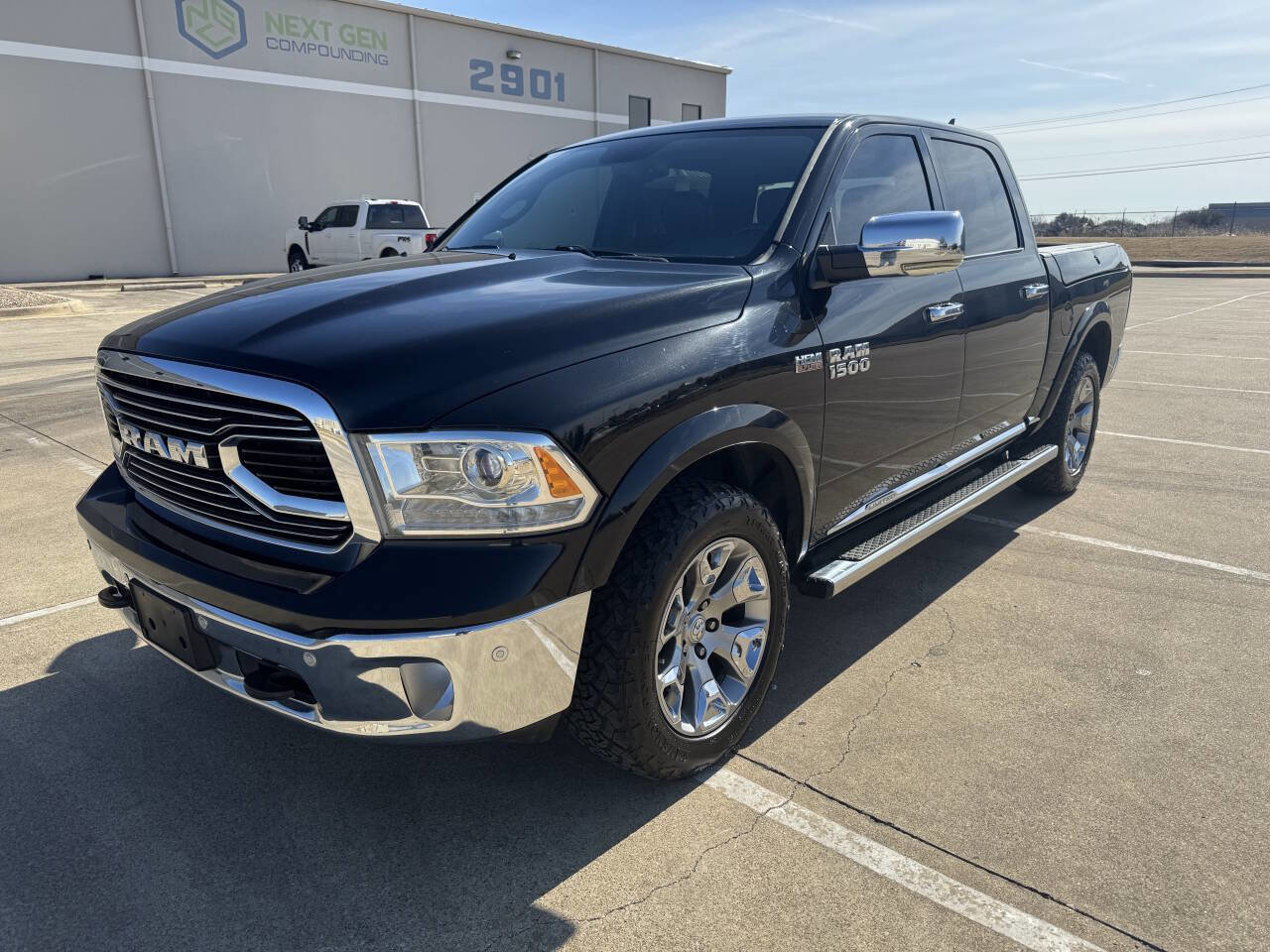 Used 2016 RAM 1500 Limited image 1