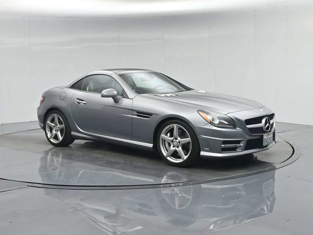 Used 2015 Mercedes-Benz SLK 250 image 20