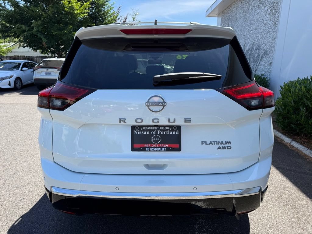 Certified 2026 Nissan Rogue Platinum AWD/4WD image 7