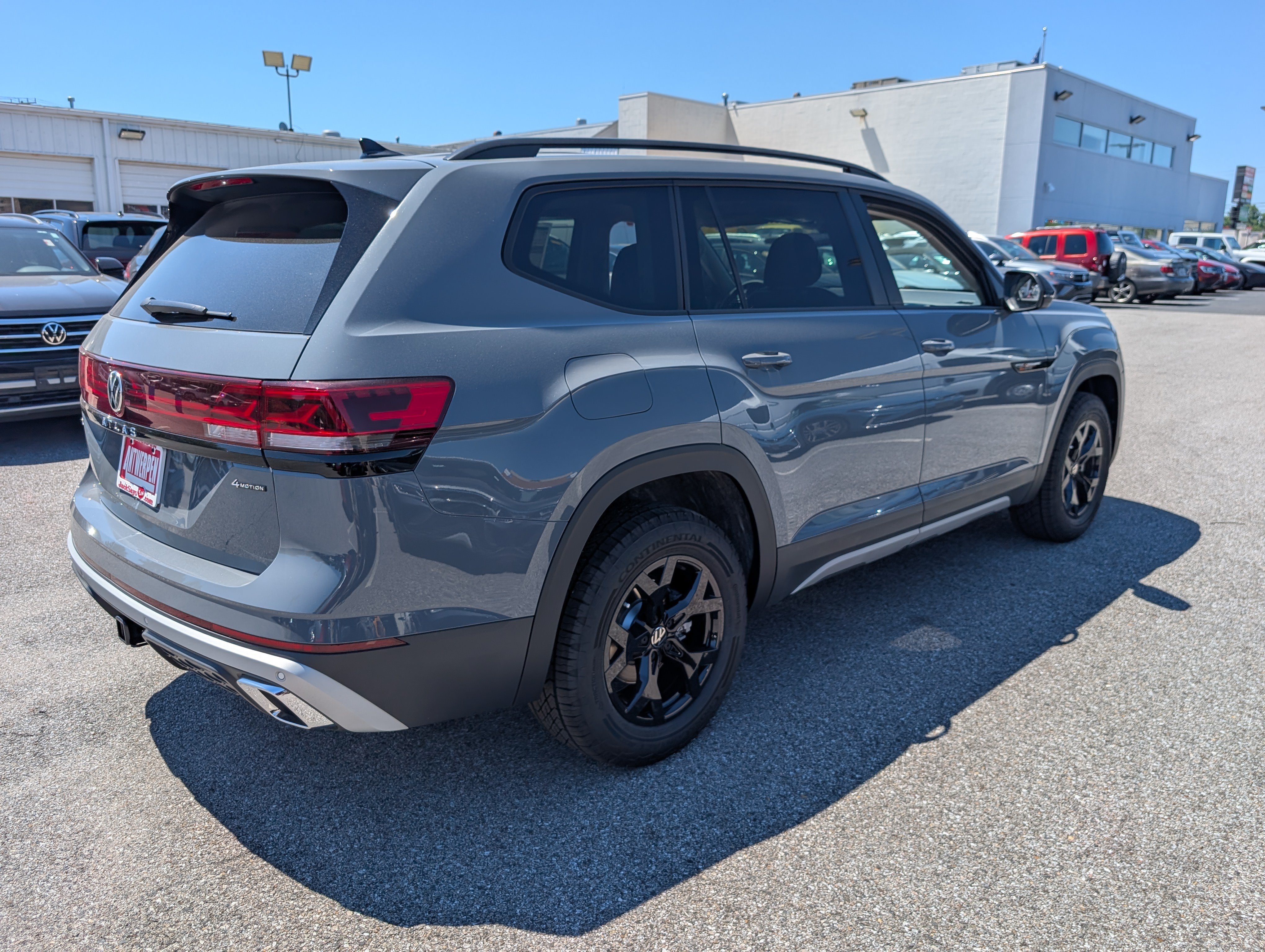 New 2026 Volkswagen Atlas Peak Edition AWD/4WD image 3