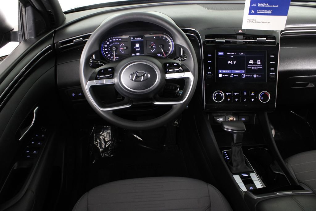 Certified 2024 Hyundai Santa Cruz SE image 8