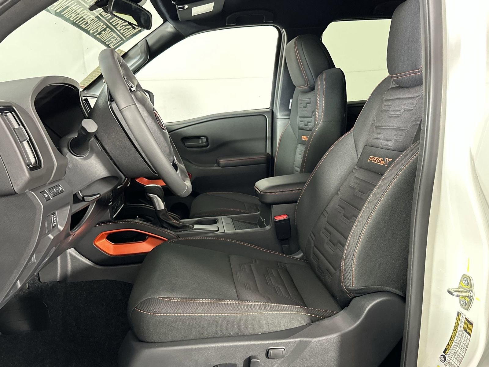 New 2026 Nissan Frontier Pro-X w/ Pro-X Convenience Package RWD image 11