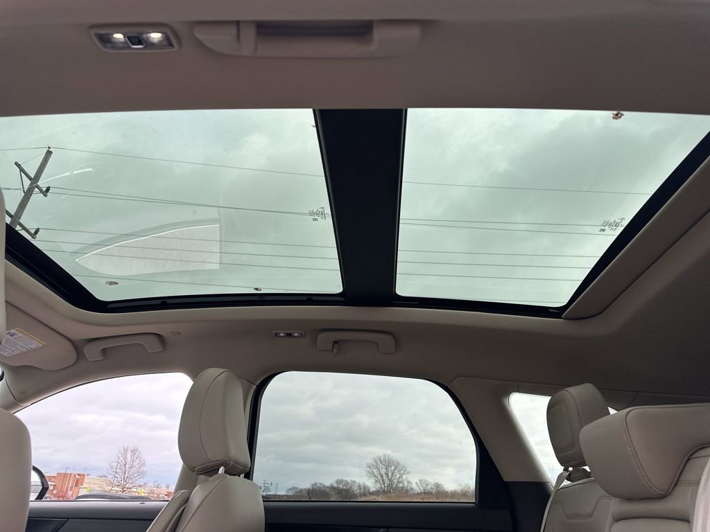 Used 2021 Lincoln Corsair Reserve image 18