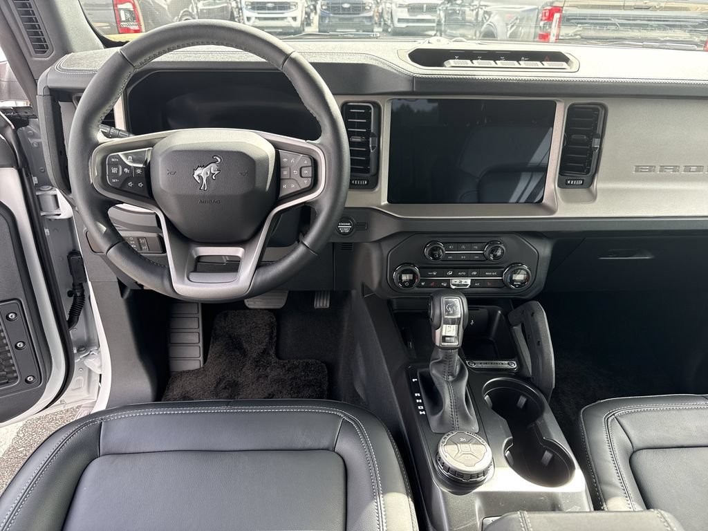 New 2026 Ford Bronco Outer Banks w/ Sasquatch Package AWD/4WD image 21