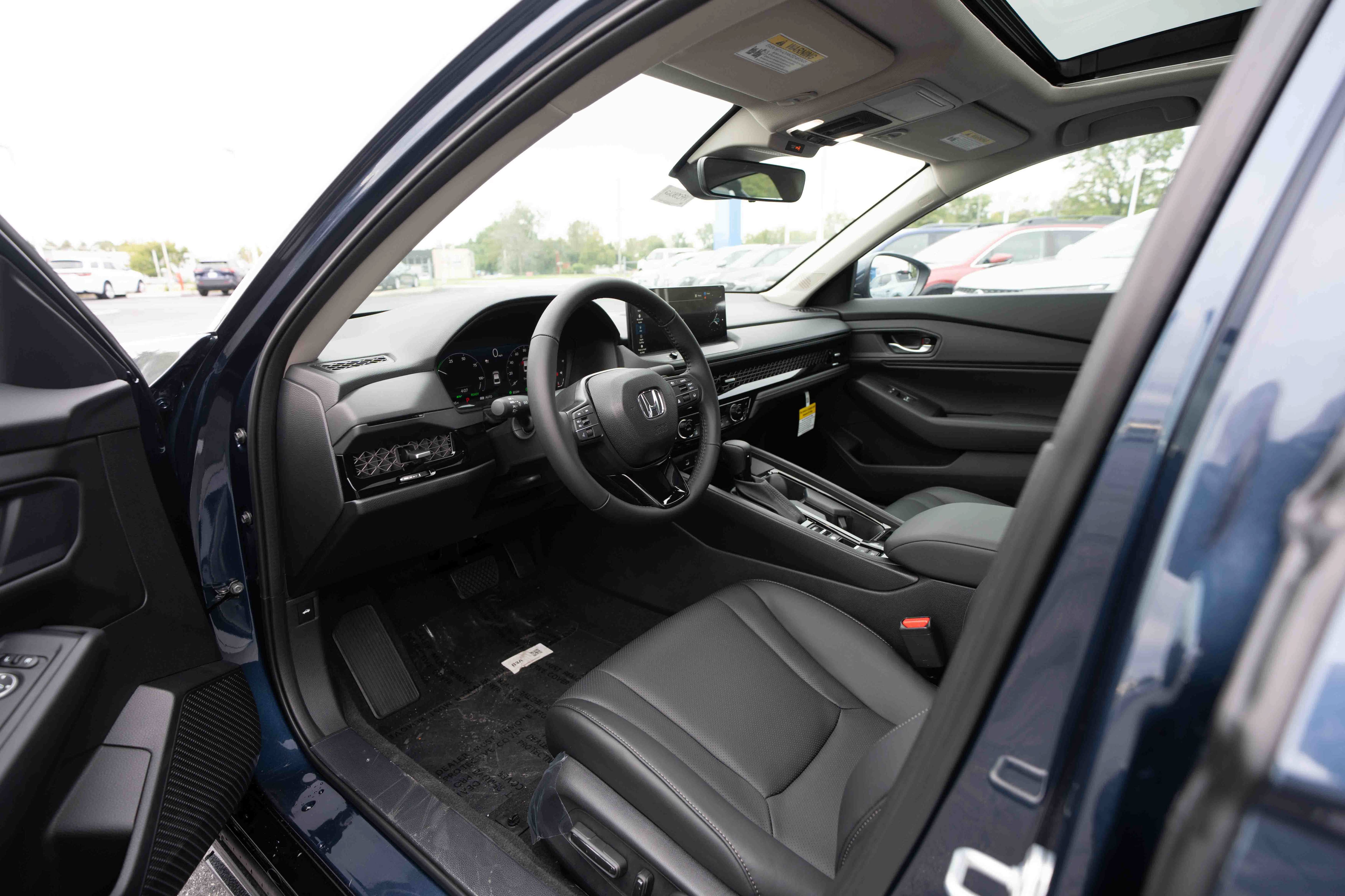 New 2026 Honda Accord EX-L image 8