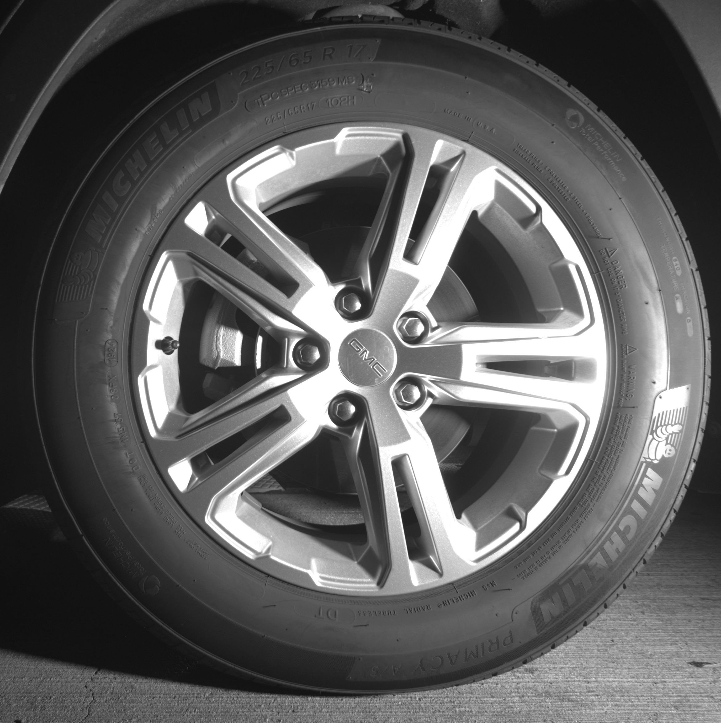 Used 2024 GMC Terrain SLE image 17