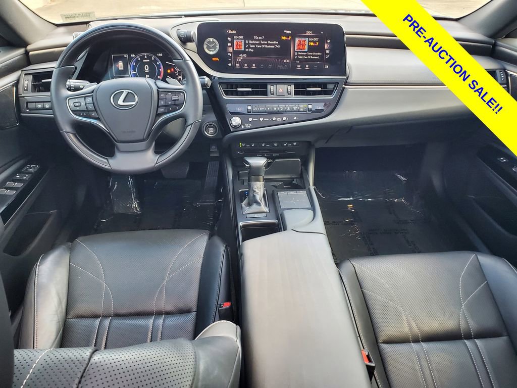 Used 2022 Lexus ES 350 Ultra Luxury w/ Accessory Package 2 FWD image 9