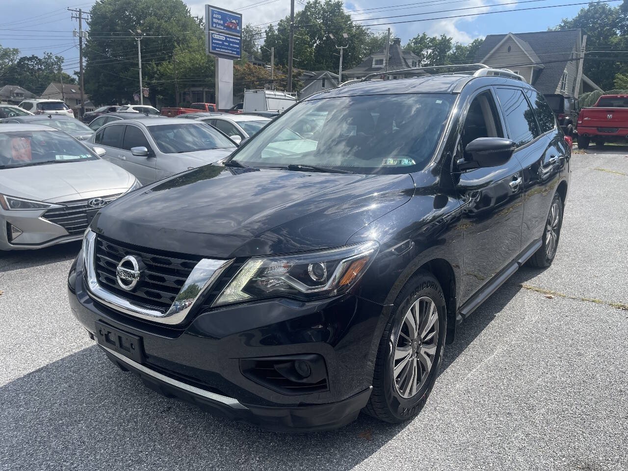 Used 2019 Nissan Pathfinder S AWD/4WD image 2