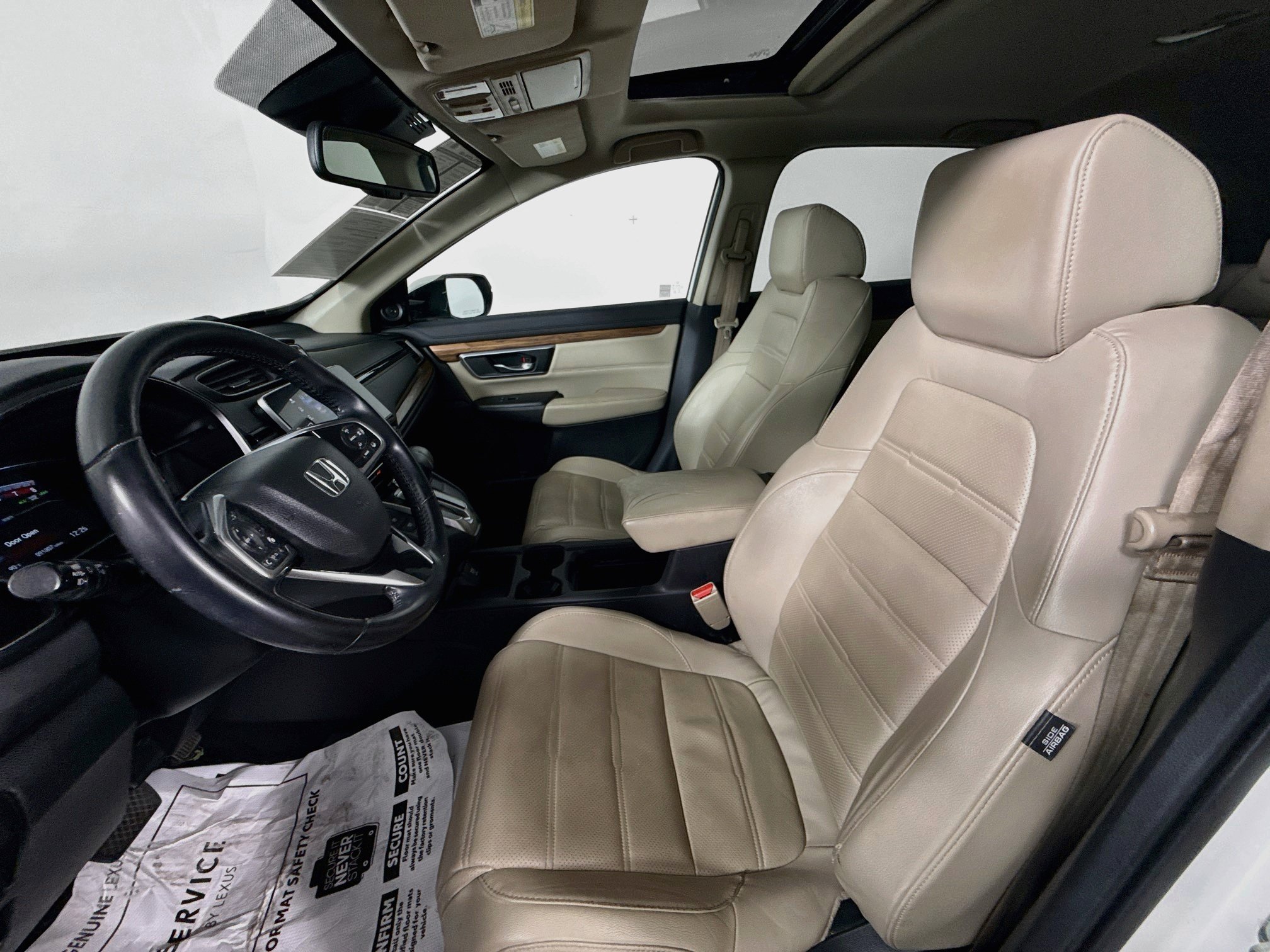 Used 2017 Honda CR-V Touring image 11